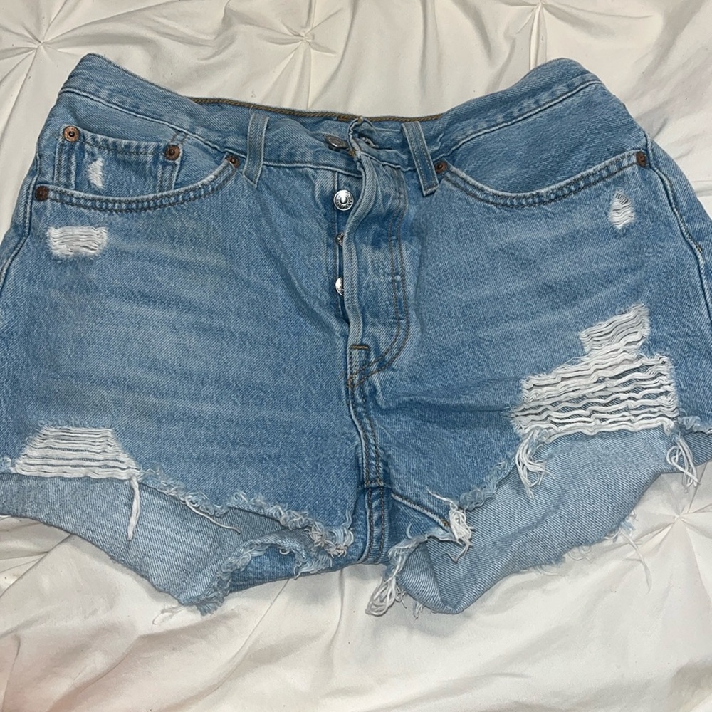 NEVER WORN